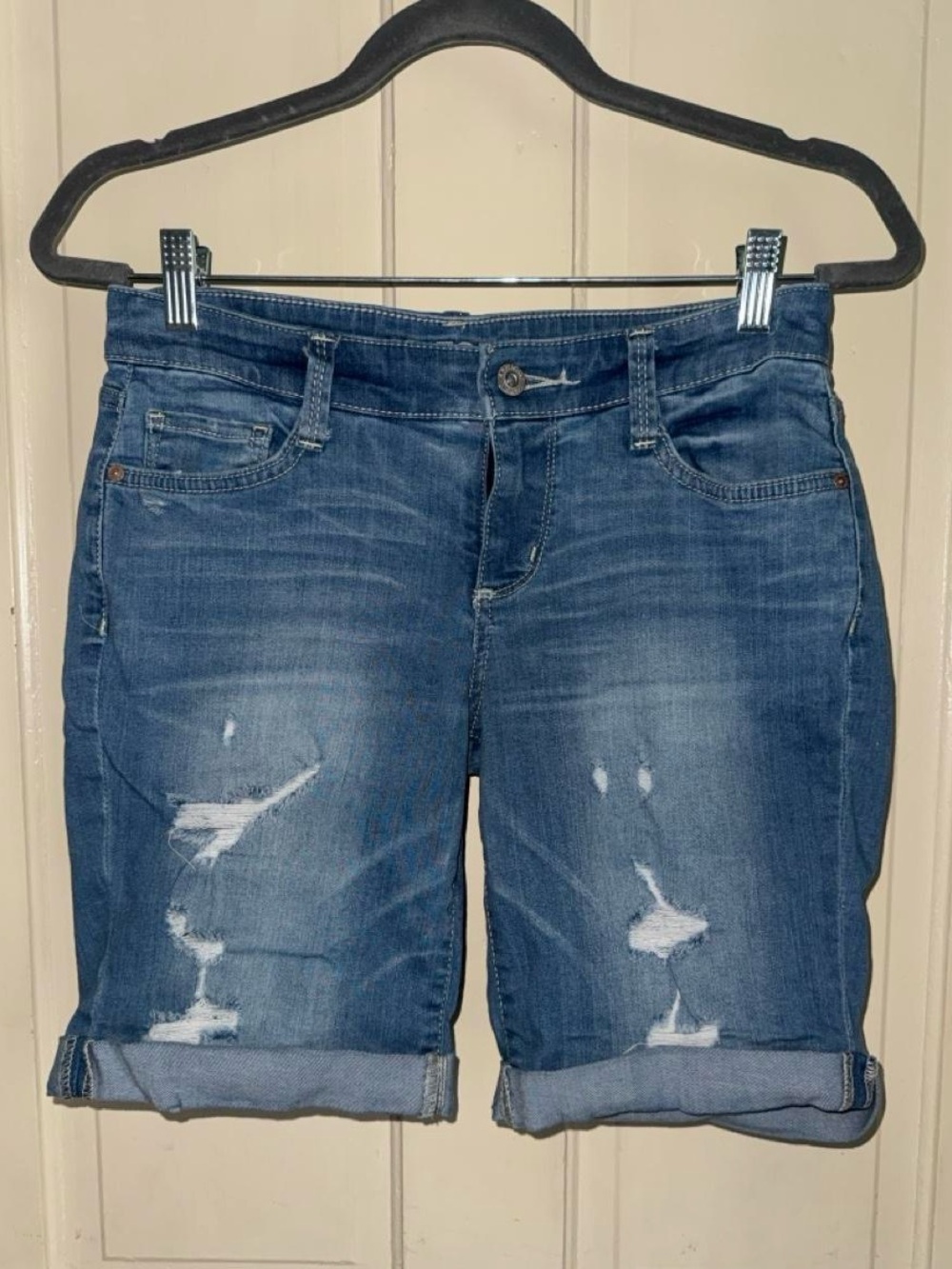 Arizona Jean Company Distressed Dark Blue Denim Jean Shorts